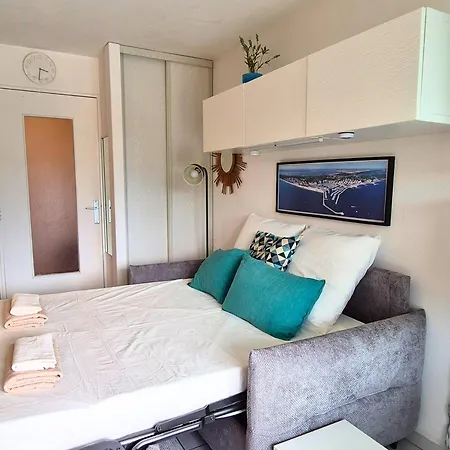 T2 Avec Terrasse & Piscine, A 10 Min, Parking Apartament *