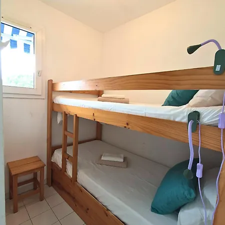 Apartament T2 Avec Terrasse & Piscine, A 10 Min, Parking La Grande-Motte