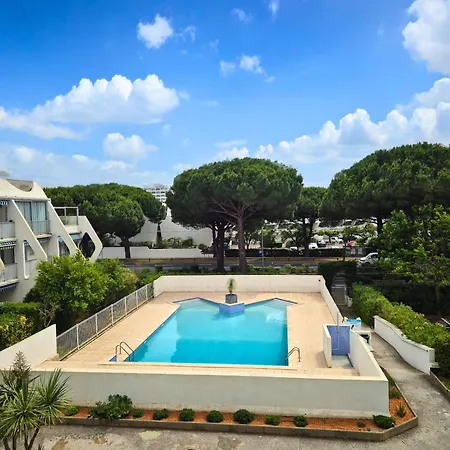 T2 Avec Terrasse & Piscine, A 10 Min, Parking *